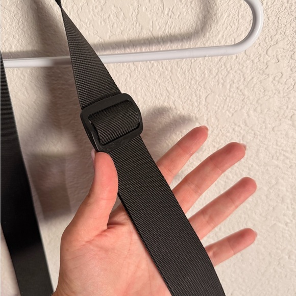 SHEIN Olive Green Messenger Bag with Neon Yellow Accent - Picture 6 of 8